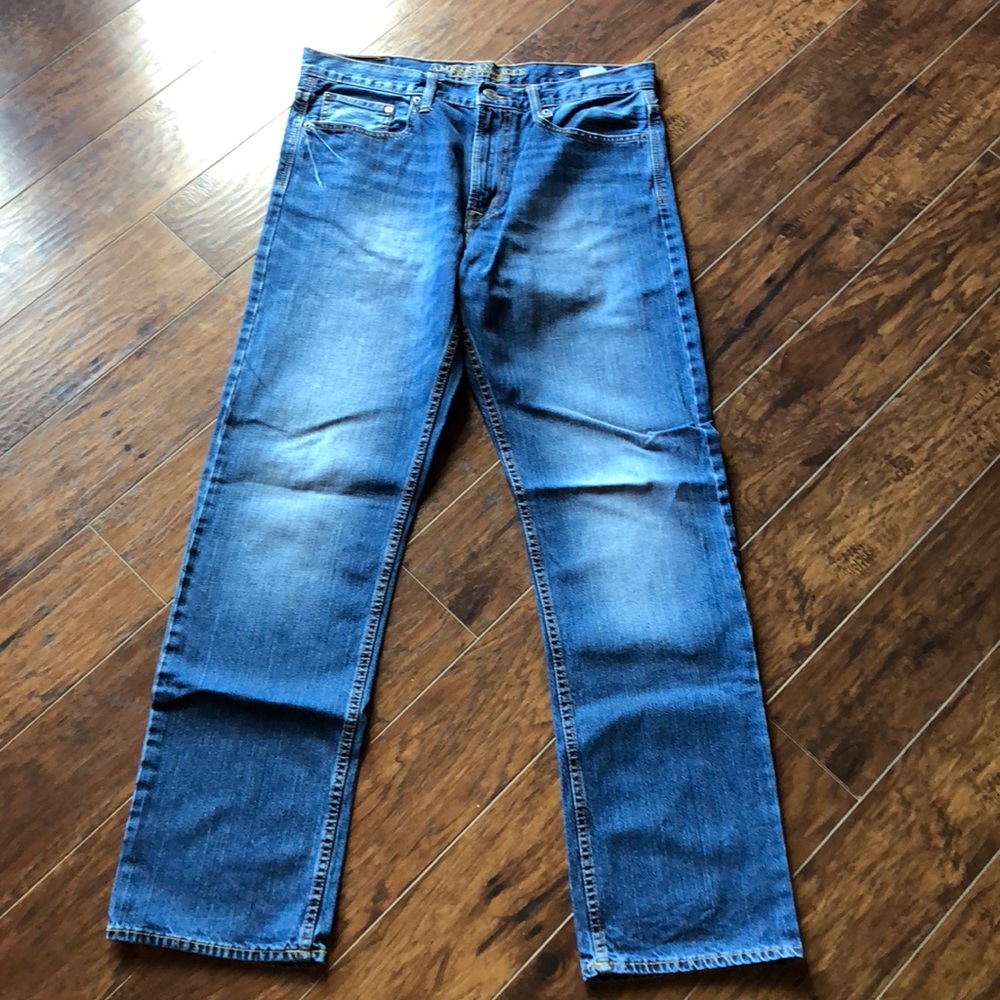 American Eagle Relaxed Straight leg jeans
